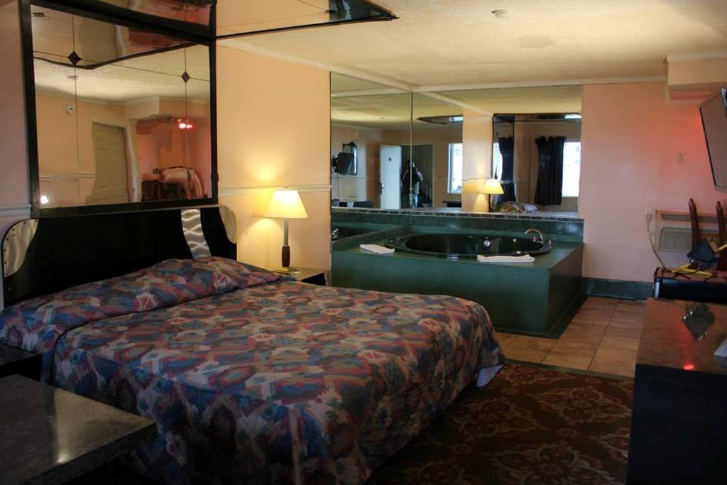 Presidential Inn And Suites Лионс Экстерьер фото